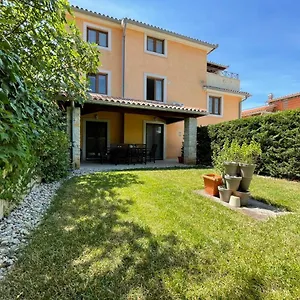 Ladonja Apartment Medulin