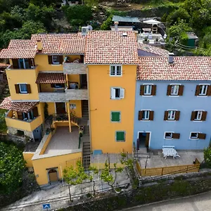 And Roberto B. Apartment